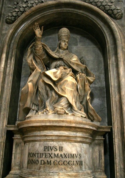 Statue de Pie II